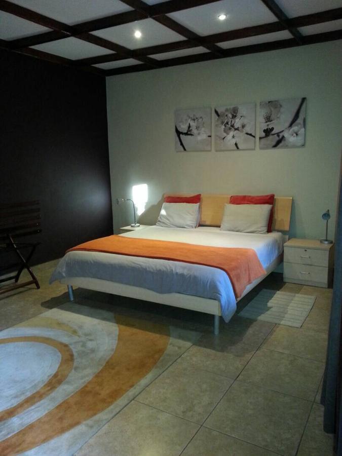 Planet Hotel Hollybum Lubumbashi Eksteriør bilde